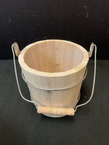  Bucket