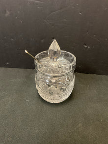  Crystal