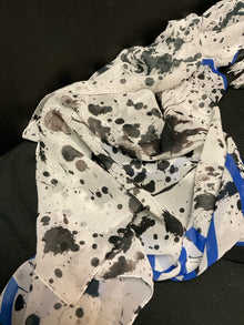  Calvin Klein Scarf