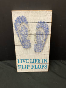  Box Sign