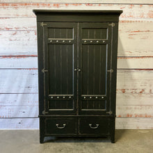  Kincaid Clothing Armoire