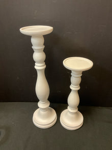  Candleholder