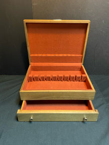  Box