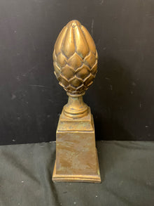 Finial