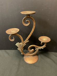 Candleholder