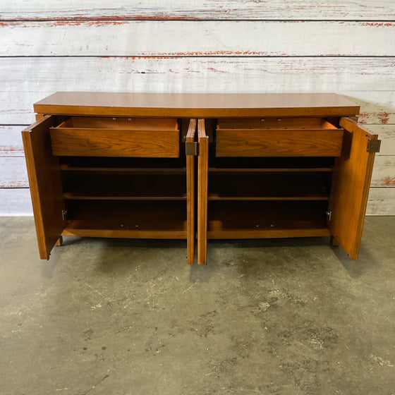 Lexington Buffet / Sideboard / Credenza