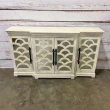  Buffet / Sideboard / Credenza