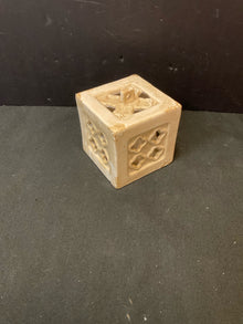  Candleholder