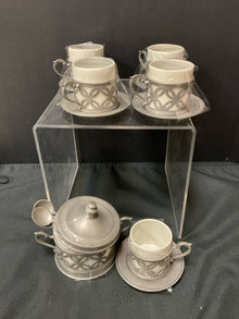  Tea Set