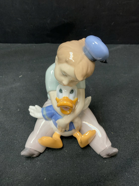 Nao Statue/Figurine/Bust