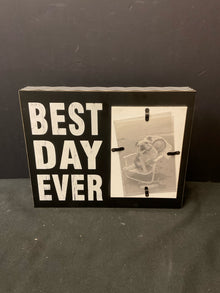  Photo frame