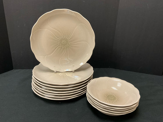 Mikasa Plate/Platter