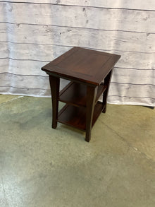  Pottery Barn End Table