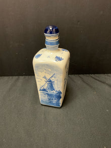  Delft Bottle