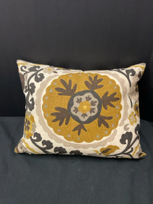  Pillow