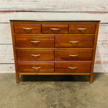  Bassett Dresser