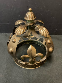 Crown