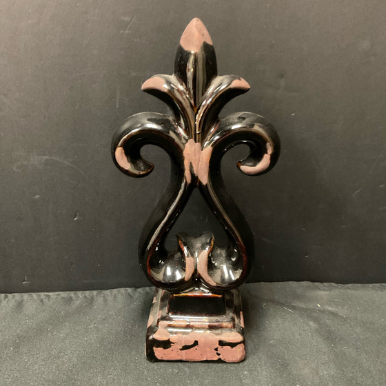 Finial