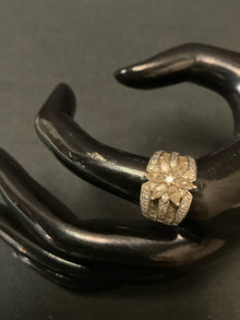  Ring(s)