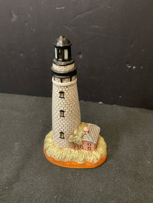  Statue/Figurine/Bust