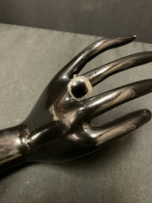  Ring(s)