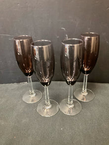  Stemware