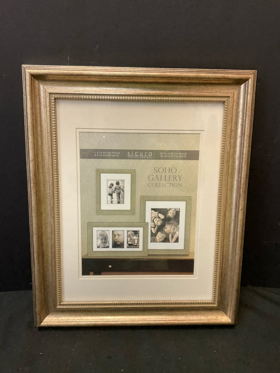Photo frame