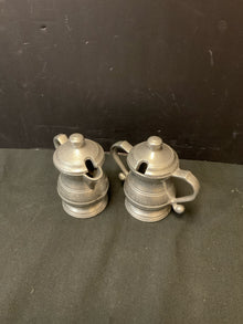  Wilton Sugar & Creamer Set