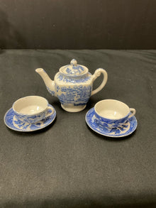  Blue Willow Plate/Platter