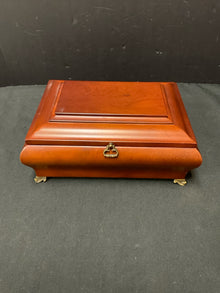  Jewelry Box