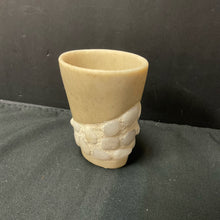  Drinkware