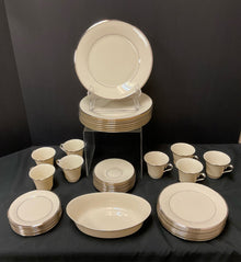  Lenox Fine China