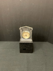  Tabletop Clock