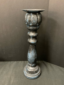  Candleholder