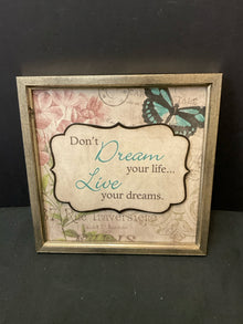  Sign/Plaque