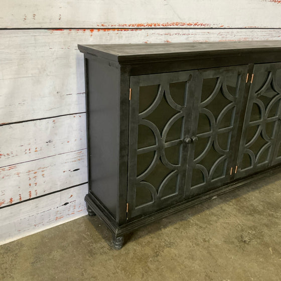 Buffet / Sideboard / Credenza