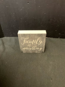  Sign/Plaque
