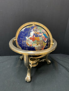  Globe