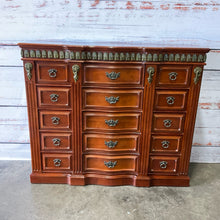  Mule Chest
