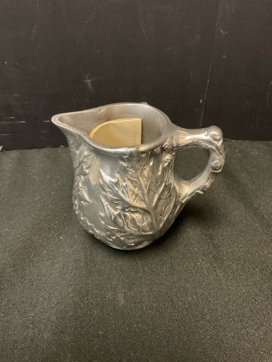 Wilton Pitcher