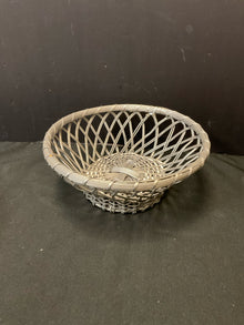  Basket
