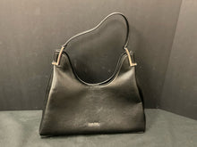  Calvin Klein Purse