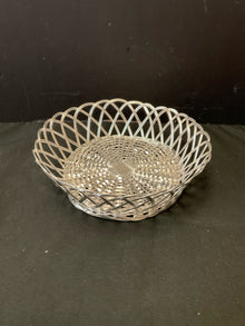  Basket