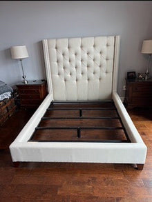  Pottery Barn Complete Bed--Queen