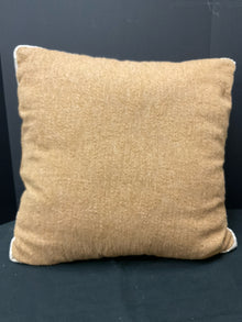  Pillow