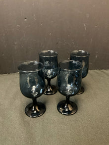 Stemware