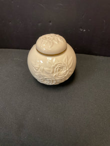  Lenox Jar