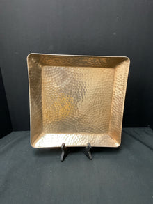  Tray