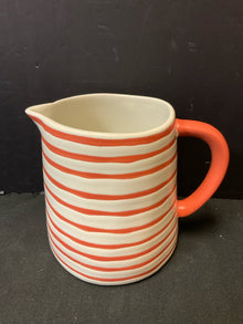  Hearth & Hand Pitcher