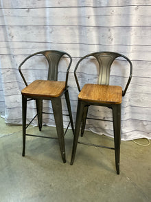  Bar Stool Set